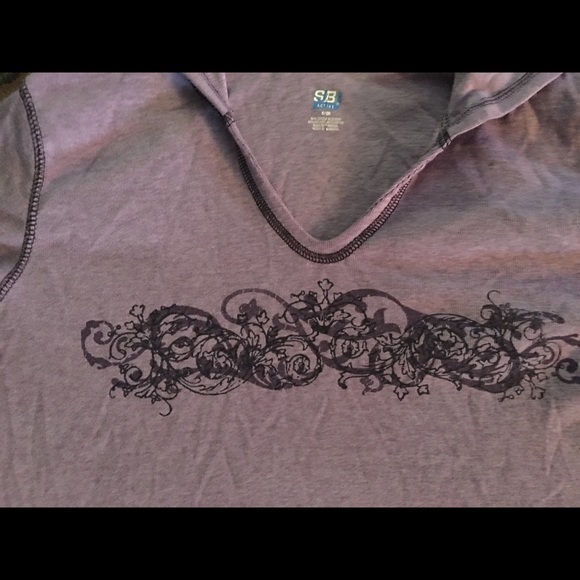 Cute hooded tee - Picture 5 of 5